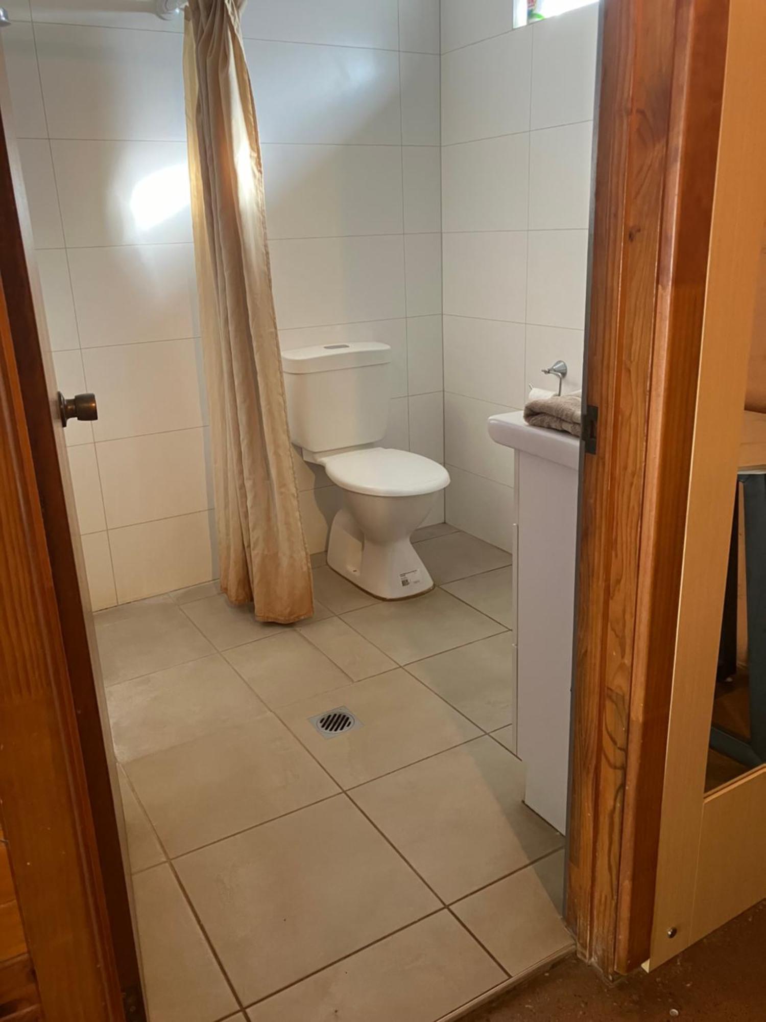 Territory Manor Motel & Caravan Park Mataranka 客房 照片