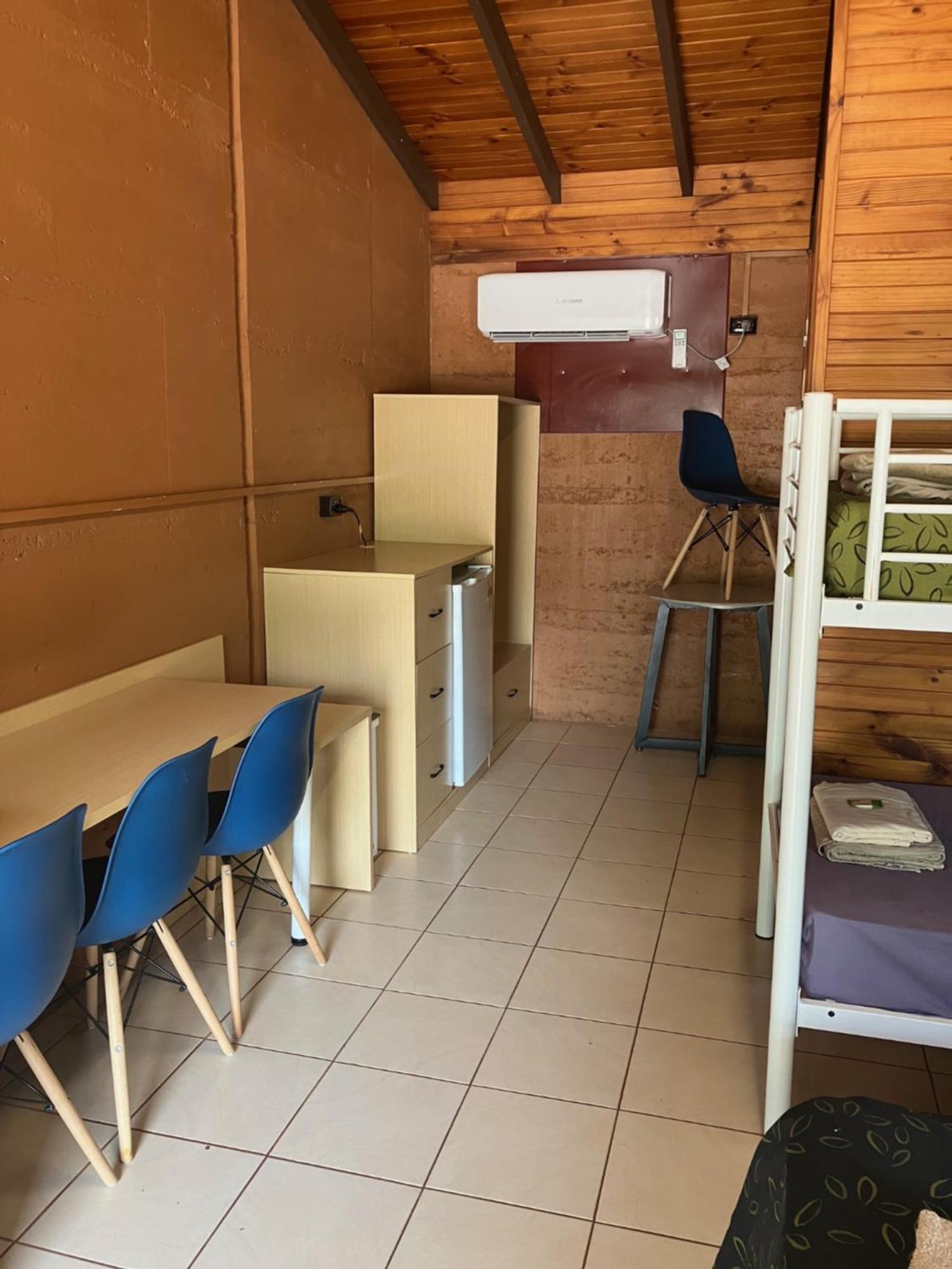 Territory Manor Motel & Caravan Park Mataranka 客房 照片